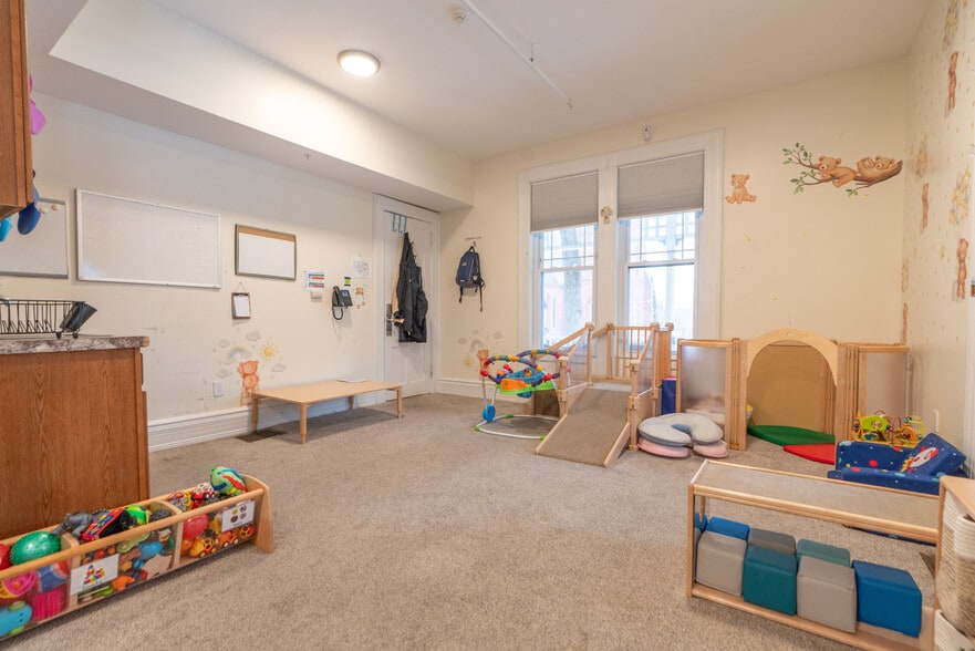 More Photos Of 12 Church Ave, Ballston Spa Daycare Center For Lease