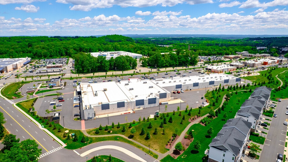 More Photos Of 191 E Hanover Ave, Morristown General Retail For Sale