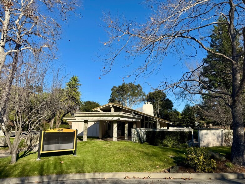 Primary Photo Of 6680 Bay Laurel Pl, Avila Beach Office For Lease