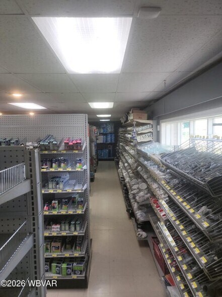 More Photos Of 1699 Dewey Ave, Williamsport Freestanding For Lease