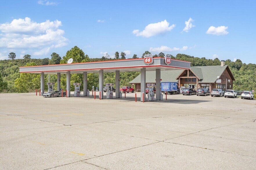 More Photos Of 103 Brookside, Saddlebrooke General Retail For Sale