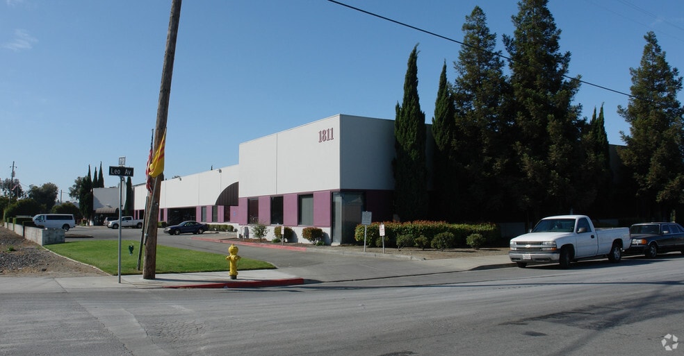 More Photos Of 1811 S 7th St, San Jose Warehouse For Sale