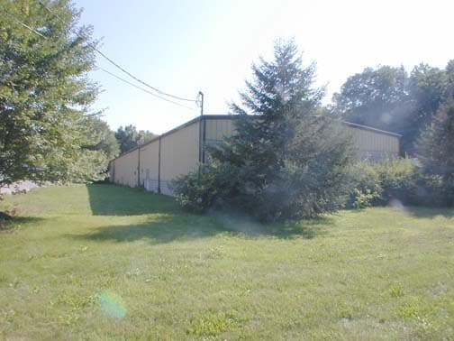 More Photos Of 44 Depot St, Belchertown Warehouse For Lease