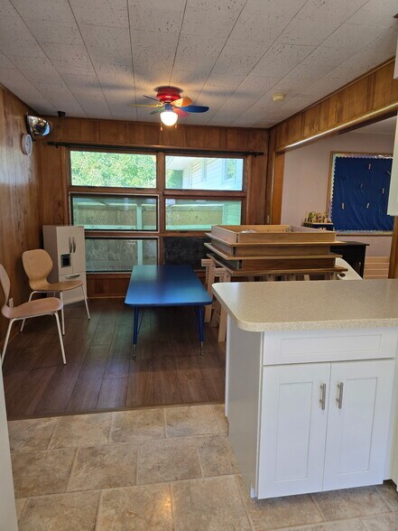 More Photos Of 1350 E Rhorer Rd, Bloomington Specialty For Sale