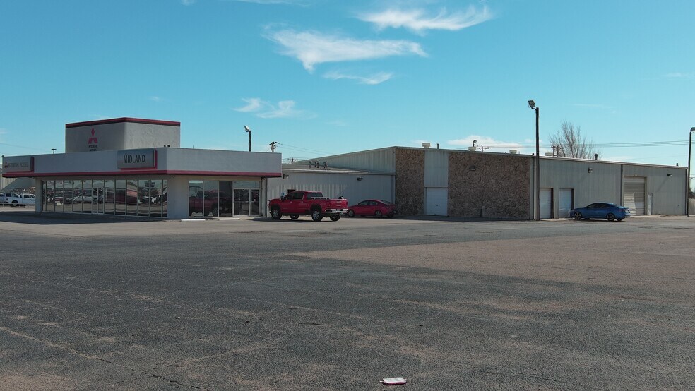 More Photos Of 3915 W Wall St, Midland Auto Dealership For Sale