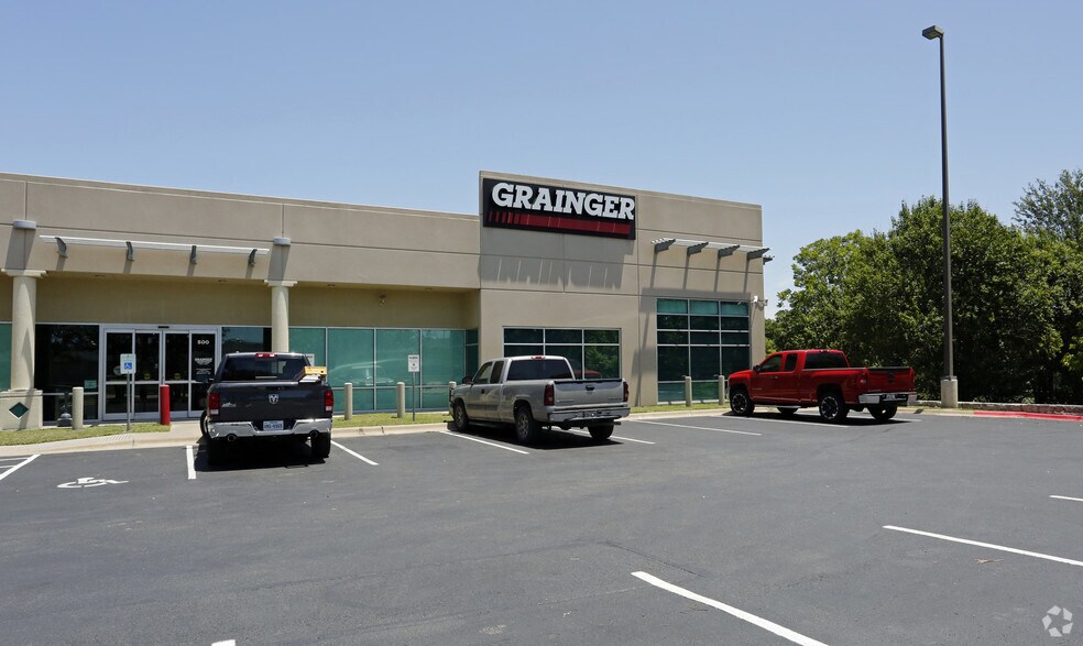 More Photos Of 6201 E Oltorf St, Austin Unknown For Lease