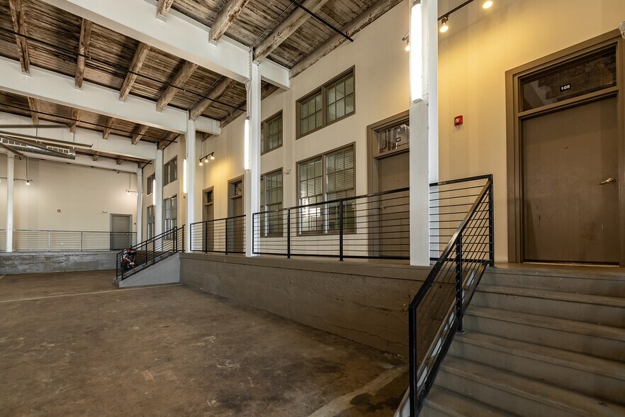 More Photos Of 345 S Front St, Memphis Apartments For Sale