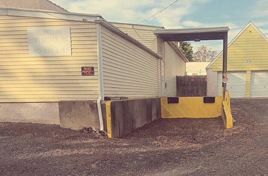 More Photos Of 6 Lemon St, Pottstown Warehouse For Lease