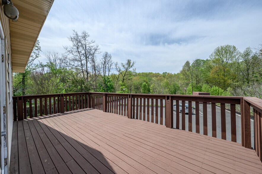 More Photos Of 355 Buckelew Ave, Monroe Township Freestanding For Sale