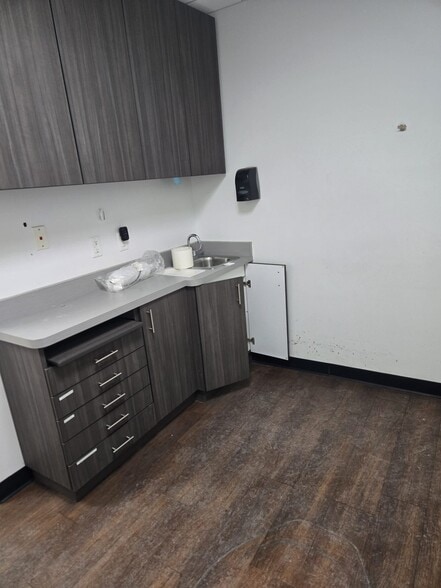 More Photos Of 700 Grand St, Brooklyn Storefront Retail Residential For Lease