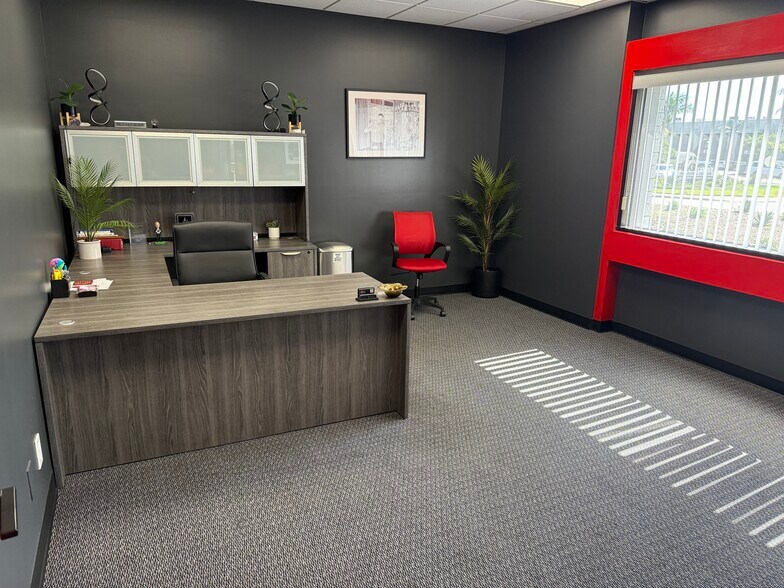 More Photos Of 5140-5142 Avenida Encinas, Carlsbad Office For Lease