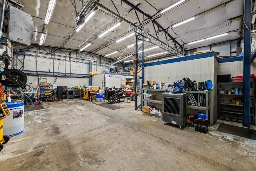 More Photos Of 971 Margaret Ave, Salt Lake City Service For Sale