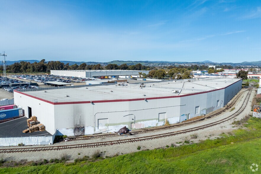More Photos Of 1942-1958 Sabre St, Hayward Warehouse For Lease