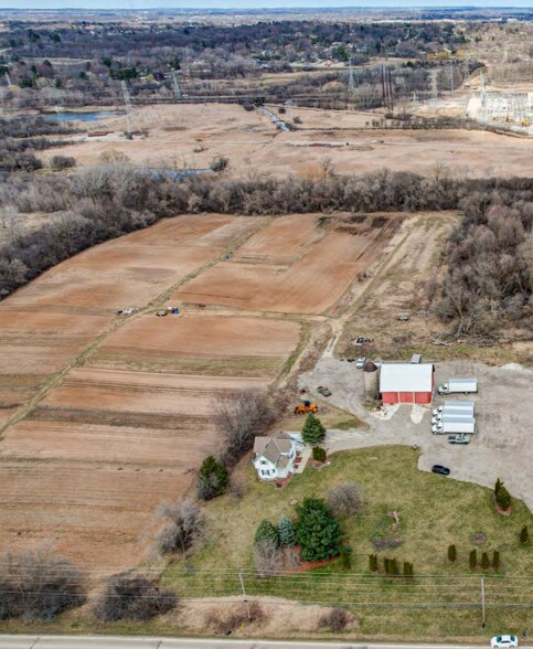 More Photos Of 21040 W Lincoln Ave, New Berlin Land For Lease