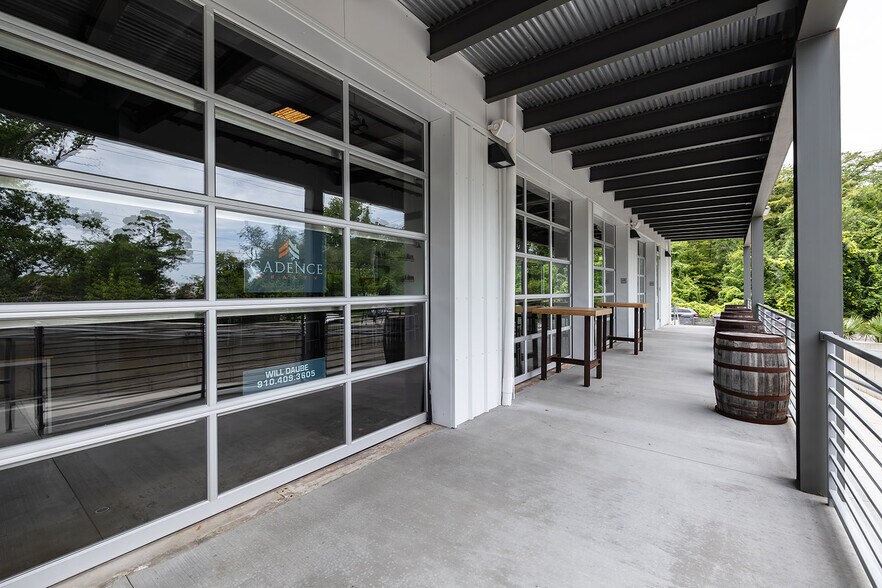 More Photos Of 110 Greenfield St, Wilmington General Retail For Sale