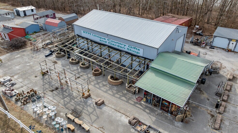 More Photos Of 2000 N Main St, Cloverdale Land For Sale