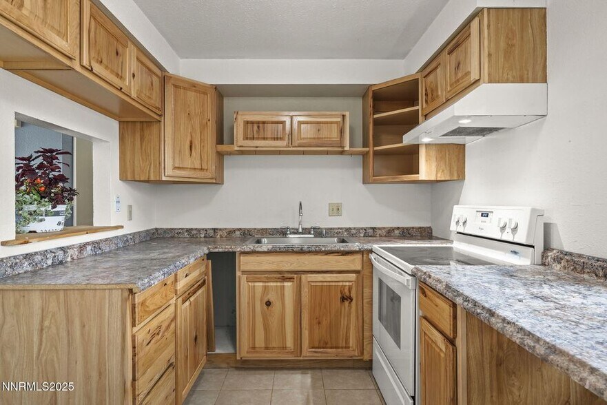 More Photos Of 10005 Sagewood Dr, Reno Apartments For Sale