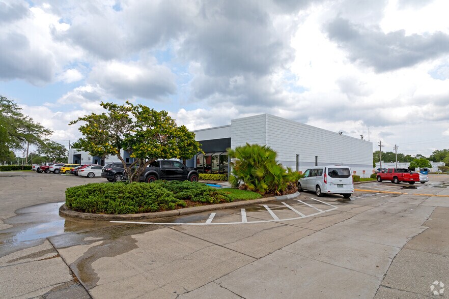 More Photos Of 4893 W Waters Ave, Tampa Unknown For Lease