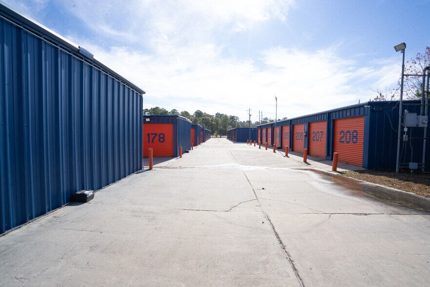 More Photos Of 11483 Old Highway 105 E, Conroe Self Storage For Sale