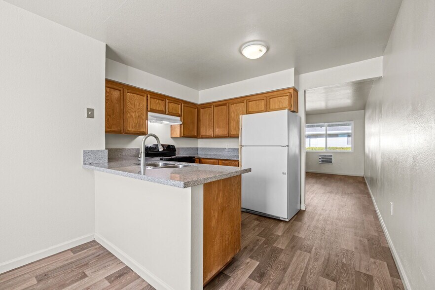 More Photos Of 429-443 Robinson Avenue, Yuba City Apartments For Sale