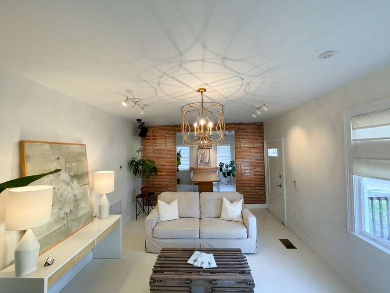 More Photos Of 3413 N State St, Jackson Office Residential For Sale