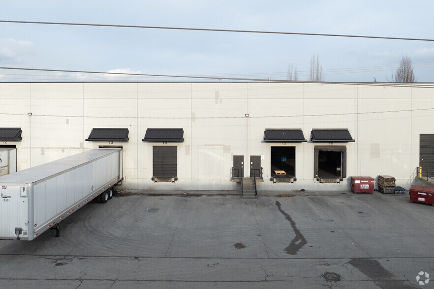 More Photos Of 588 Annance Ct, Delta Warehouse For Lease