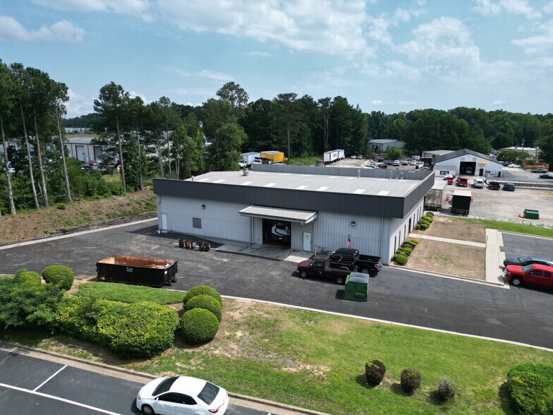 More Photos Of 205 Camden Industrial Pky NW, Conyers Warehouse For Lease