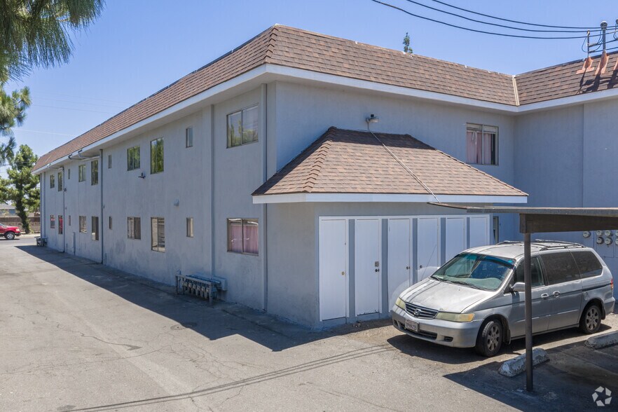 More Photos Of 3143 S H St, Bakersfield Apartments For Sale