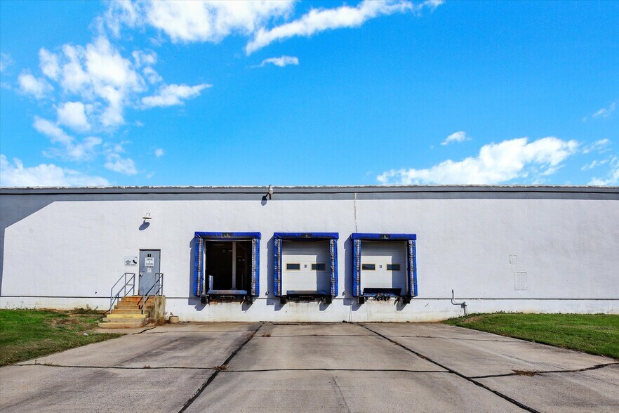 More Photos Of 5118 Innovation Way, Chambersburg Warehouse For Lease