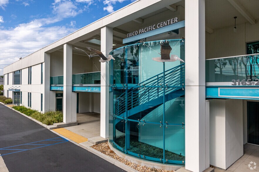 More Photos Of 3159-3169 Red Hill Ave, Costa Mesa Warehouse For Lease