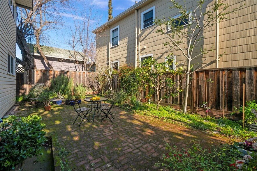 More Photos Of 84 Monte Vista Ave, Oakland Apartments For Sale