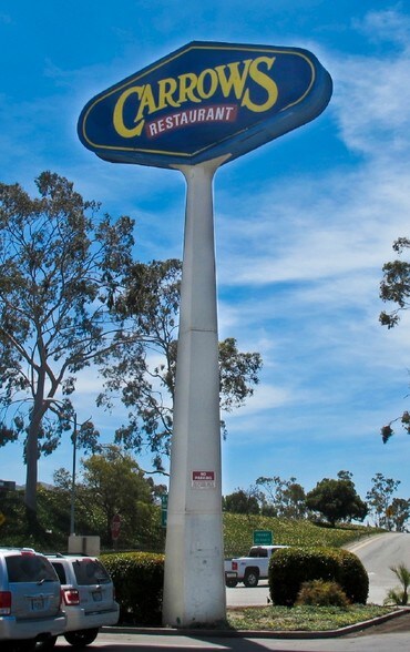 More Photos Of 327 S Palm Ave, Santa Paula Restaurant For Lease