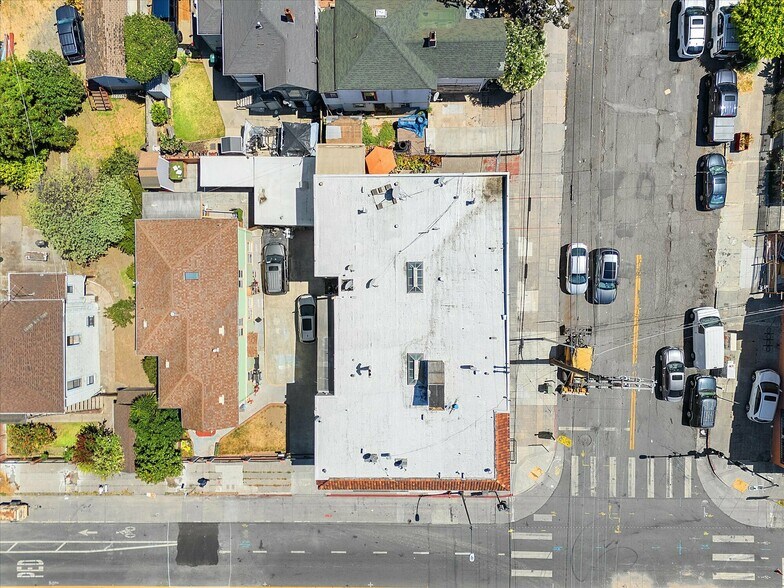 More Photos Of 1844-1846 Foothill Blvd, Oakland Storefront Retail Residential For Sale