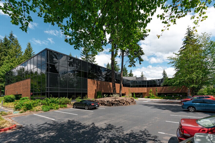 More Photos Of 3350 161st Ave SE, Bellevue Medical For Sale