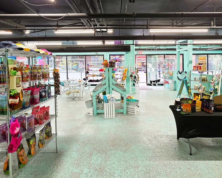 More Photos Of 1352 South St, Philadelphia Apartments For Lease