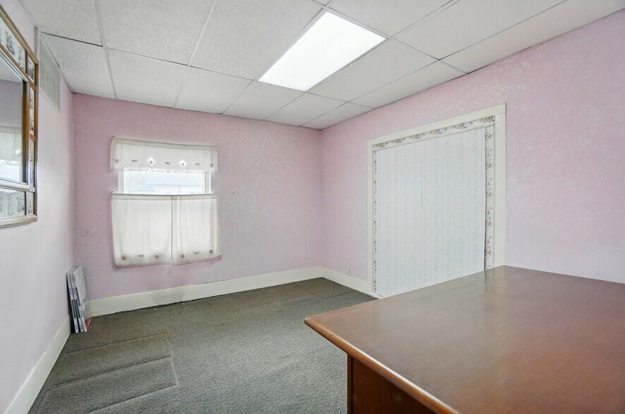 More Photos Of 2300 Ome Ave, Dayton Warehouse For Sale