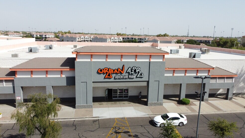 More Photos Of 8055 W Bell Rd, Peoria Unknown For Lease