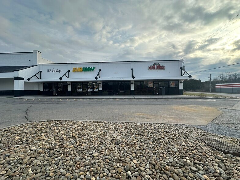 More Photos Of 6213-6221 Riverview Crossing Dr, Knoxville Unknown For Lease