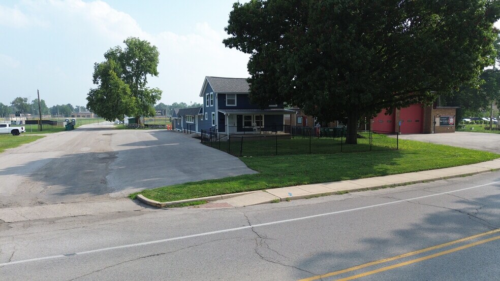 More Photos Of 1209 E 46th St, Indianapolis Freestanding For Sale