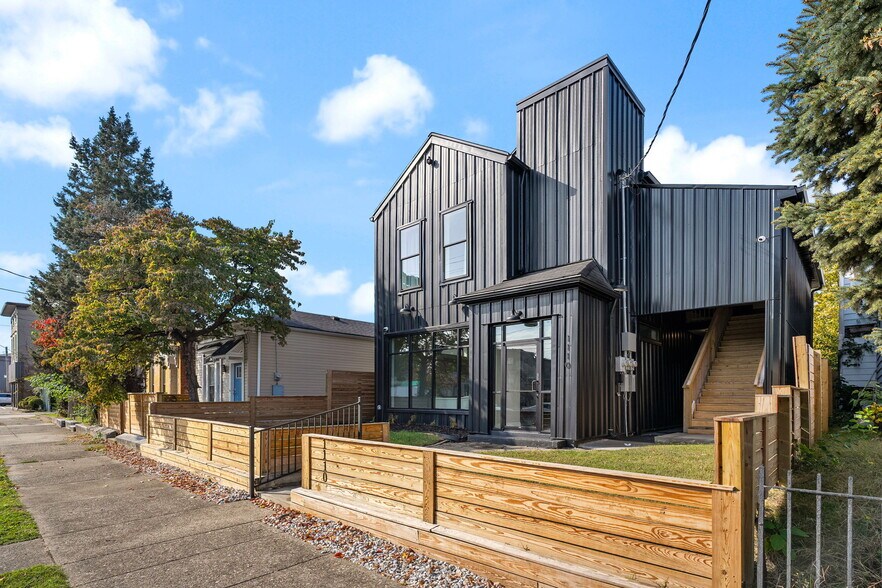 More Photos Of 1110 Logan St, Louisville Storefront Retail Residential For Sale
