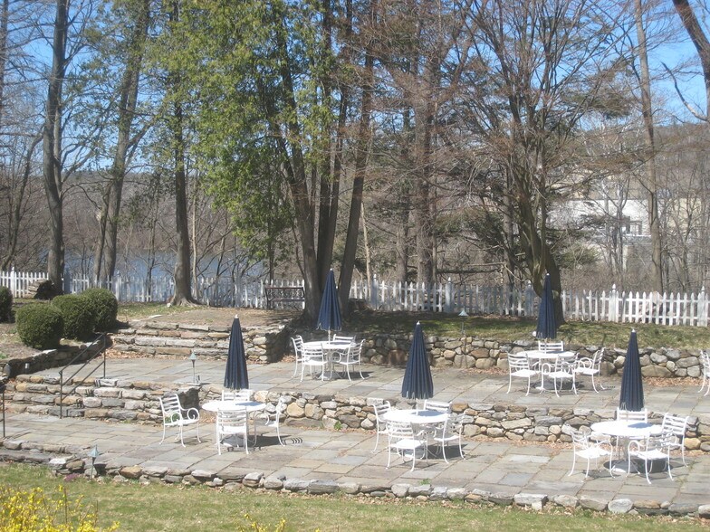 More Photos Of 218 Kent Rd, New Milford Restaurant For Sale