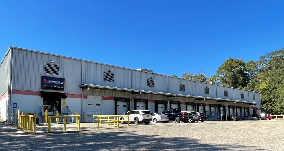 More Photos Of 5960 Greenwood Pky, Bessemer Racetrack For Lease