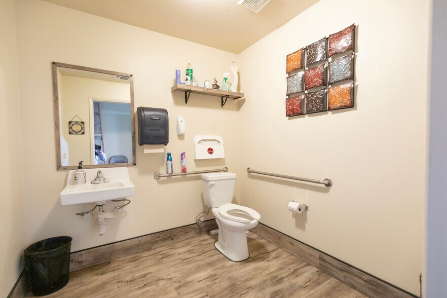More Photos Of 4881 Granite Dr, Rocklin Storefront Retail Office For Sale