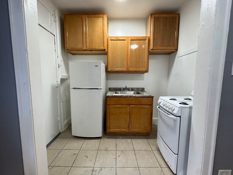 More Photos Of 6957 S Michigan Ave, Chicago Apartments For Sale