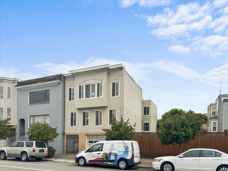 Primary Photo Of 2835 Anza St, San Francisco Apartments For Sale