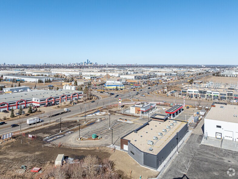 More Photos Of 4905 Roper Rd NW, Edmonton Unknown For Lease