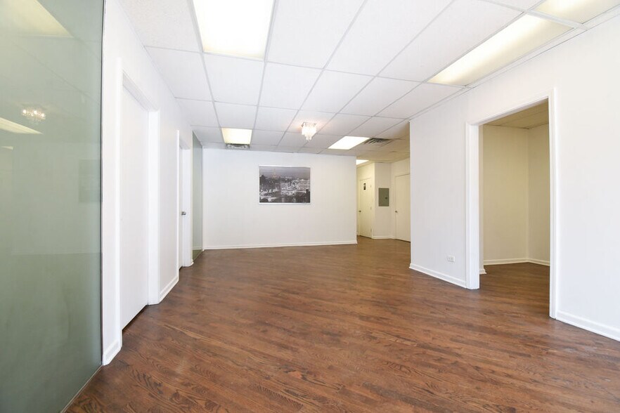 More Photos Of 2158 Grand Ave, Chicago Apartments For Lease