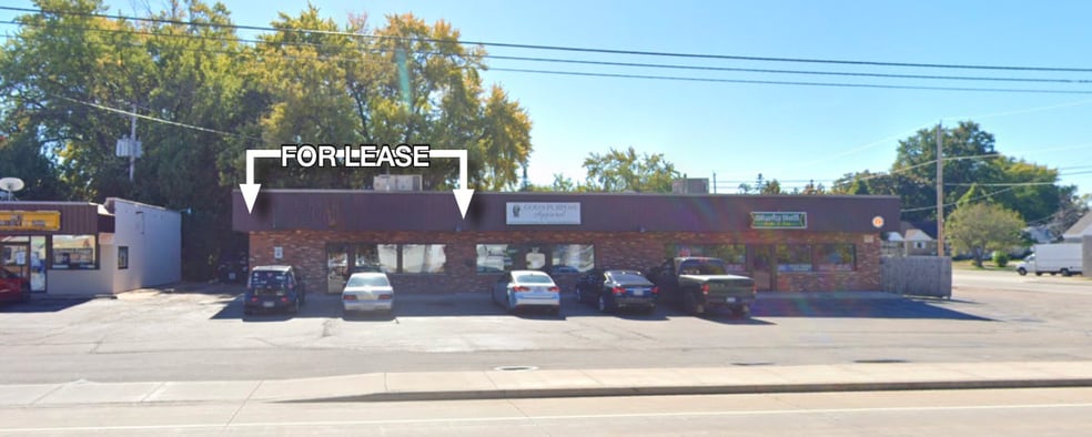 Primary Photo Of 317 E Calumet St, Appleton Freestanding For Lease