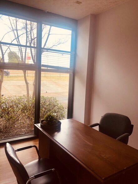 More Photos Of 25 Goss Dr, Hampton Medical For Sale