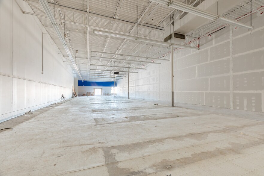 More Photos Of 93 Washington Heights Dr, Washington Freestanding For Lease